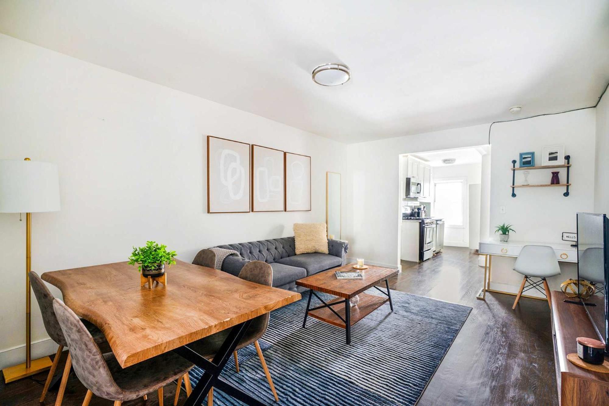 Appartamento 39-3 Newly Renovated 3 Bedroom Prime Midtown Sleeps 6 *