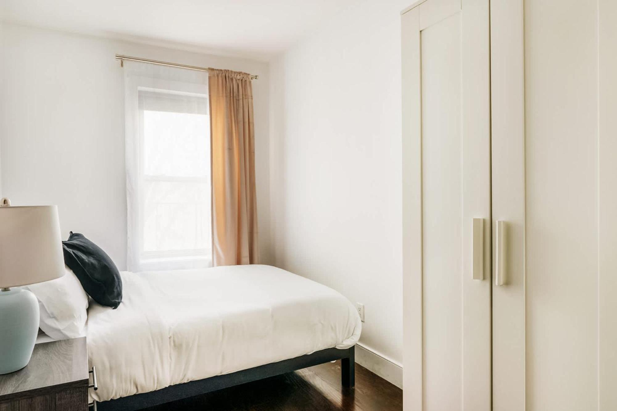 Appartamento 39-3 Newly Renovated 3 Bedroom Prime Midtown Sleeps 6 *